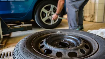 Aparatul de dejantat roți ideal într-un atelier auto