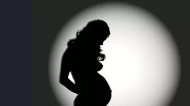 ÎNSPĂIMÂNTĂTOR! O adolescentă urmează să nască un extraterestru. Ce ciudățenie s-a văzut la ultima ecografie