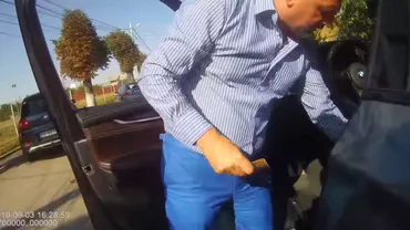 Consilierul unui deputat amenință și înjură polițiști, pentru că-l amendau că a oprit într-o zonă nepermisă. Lucian Rădulescu: „Nu vrei să ai un conflict cu mine. Hai să-ți arăt eu cine sunt. Încerci cu mine d-astea” (VIDEO)