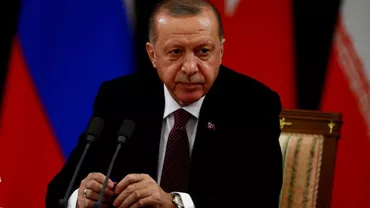 Recep Erdogan, tot mai izolat pe scena politică din Turcia: Fostul premier Davutoglu anunţă crearea unui partid rival