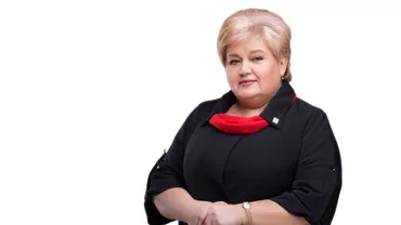 Una dintre deputatele reținute în „furtul miliardului” a suferit un accident vascular cerebral, în timpul audierilor. Apostolova a fost profesoara oligarhului fugar Șor și a fost acționar la Unibank, una din băncile lichidate după fraudă