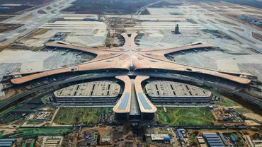 China a inaugurat CEL MAI MARE AEROPORT din lume: Cum arată GIGANTUL din Daxing în valoare de 11,5 miliarde (FOTO)