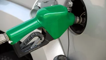 Vești proaste pentru șoferi: Un plin de carburnat costă mai mult cu 23 de lei, față de începutul anului (VIDEO)