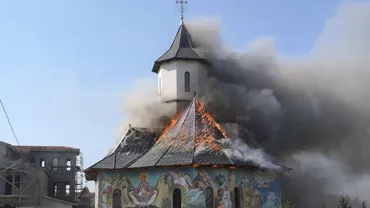 Încă o mănăstire MISTUITĂ de flăcări. Incendiu DEVASTATOR la lăcașul de cult Sf. Ap. Filip din Adamclisi (FOTO, VIDEO)