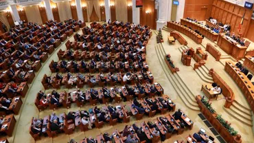 Financial Times, articol la 30 de ani de la căderea comunismului: 'Democrația și statul de drept au fost distorsionate complet în Ungaria și, într-o măsură mai mică, în Polonia și România'