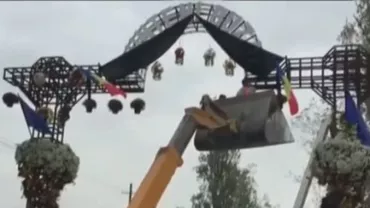 Tragedia din Ialomița: Trei zile de doliu în comuna de unde proveneau victimele accidentului. Anchetatorii caută în continuare răspunsuri (VIDEO)