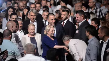 Viorica Dăncilă, înregistrată când îi șantajează voalat pe parlamentarii PSD: Premierul le-a explicat că miza moțiunii sunt dosarele penale și distribuirea banului public