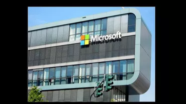 E OFICIAL! Șeful gigantului Microsoft vine în România