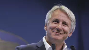 Senatul a adoptat propunerea lui Teodorovici privind impozitarea bacșișului. Ministrul demis al Finanțelor vrea ca acesta să fie evidențiat distinct pe bonul fiscal