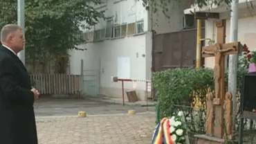 Klaus Iohannis a depus o coroană de flori la Colectiv (VIDEO)