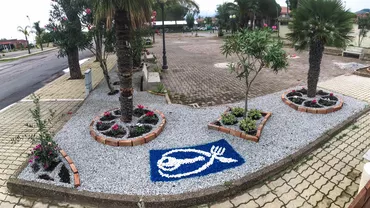 ROMÂN felicitat public de autoritățile ITALIENE pentru inițiativa VOLUNTARĂ privind resturarea parcului din oraș: 'Spiritul civic nu are cetățenie' (FOTO)