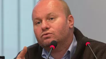 Economist, critici dure la adresa actualei clase politice/ Cristian Păun: „Politicianul nu dialoghează cu mediul de afaceri pentru că nu dă doi bani pe el”