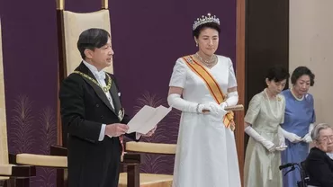 Sărbătoare mare în Regat: Prima paradă a noului cuplu imperial. Mii de oameni au participat