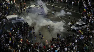 UPDATE // Surse: Dragnea afla informații despre intervenția jandarmilor la protestul din 10 august 2018 prin intermediul unui subsecretar de stat, care făcea naveta pe motocicletă între Piața Victoriei și MAI // Dreptul la replică al lui Valeriu Mihai