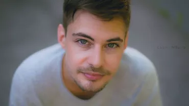 Coregraful Andrei Ștefan #puneinimă de Giving Tuesday și sprijină construirea unei case pentru o mamă care își crește singură cei șase copii: ”Generozitatea este primul pas către o lume mai bună și este la îndemâna oricui”