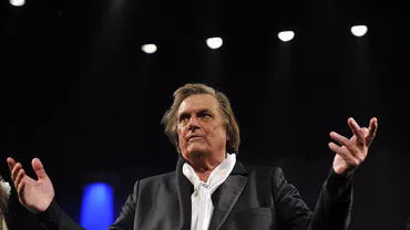 Legendarul Florin Piersic trece Prutul: Chișinăul va fi marcat de prezența uriașului actor român, care vine să-i încânte cu două regale artistice: „Pur și simplu” și „Străini în noapte” (VIDEO)