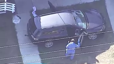 Doi bebeluşi au murit într-o maşină încinsă, unde fuseseră lăsaţi de mama lor. 'Era o mamă bună' (VIDEO)