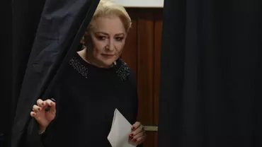 Senatorul Lucian Romașcanu, către Dăncilă: 'Cum adică nu pot pleca, nu pot lăsa la greu etc.?! Pai tocmai ajunsul la greu este ceea ce trebuie asumat prin demisie'