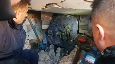 EXCLUSIV // Martor la cutremurul catastrofal care a afectat Albania în această dimineață: Încă sunt oameni sub dărâmături Imagini dramatice de la fața locului (FOTO)