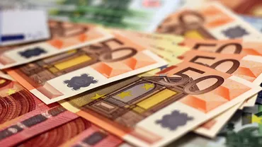 Eurobarometru: Încrederea în euro a atins cel mai ridicat nivel din istorie în cele 19 state care folosesc moneda unică