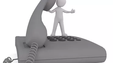 Pensionar REȚINUT după ce a sunat de circa 24.000 de ori la o companie de telefonie
