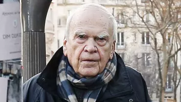 Reparație simbolică după 40 de ani: Scriitorul Milan Kundera și-a redobândit cetățenia cehă retrasă de comuniști pentru disidență