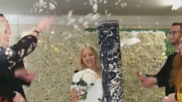 HALUCINANT!  O femeie s-a măritat cu un covor. Cum a fost posibil... (VIDEO)
