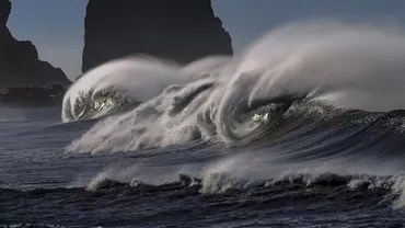 MAE, atenționare de călătorie în Irlanda: Coduri portocaliu și galben de vânt puternic și inundații