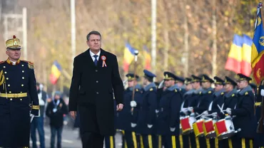 Figuri de pe prima scenă a societății românești, reunite sâmbătă la Palatul Parlamentului: Klaus Iohannis depune jurământul pentru al doilea mandat de președinte, într-o ședință solemnă (VIDEO)