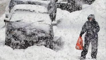 ALERTĂ METEO: Ninsori abundente la munte şi în nordul ţării. Drumuri ÎNCHISE din cauza viscolului (VIDEO)