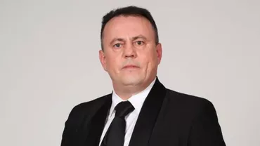 Un primar din Iași a făcut sex, în birou, cu două minore răpite de un proxenet. Le-a plătit cu 100 de lei