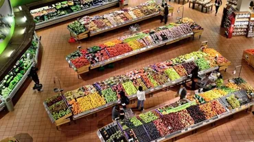 ANSVSA, anunț STRANIU: Fructele și legumele, pline de pesticide. Ce sfaturi dau autoritățile