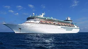 CORONAVIRUSUL ține 'prizonieri' peste 6.000 de pasageri ai unei nave de croazieră, în Italia