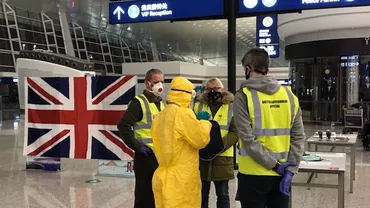 Autoritățile britanice au evacuat vineri pasagerii unui avion venit din Wuhan, epicentrul epidemiei de coronavirus
