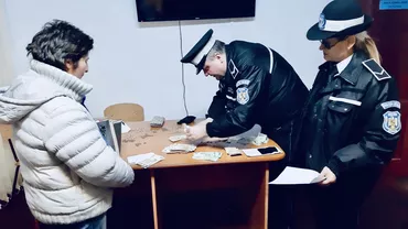 O femeie din Bacău și-a uitat geanta plină cu bani pe o bancă. Ce s-a întâmplat cu suma uriașă