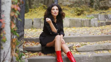 El este noul iubit al Ioanei Ginghină. Cum arată bărbatul misterios din viaţa actriţei ”Sunt fericită, sunt OK, sunt îndrăgostită! (FOTO)