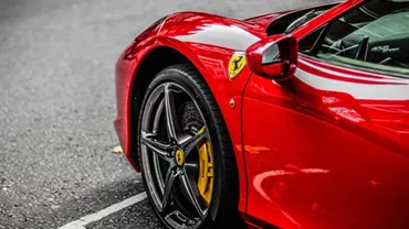 CORONAVIRUS | Ferrari își închide fabricile până la finalul lunii martie