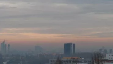 Poluare record. Preşedintele CJ Ilfov cere tragerea la răspundere a firmei care deține terenurile unde a izbucnit incendiul: 'Batalele alea sunt acolo de 30-40 de ani. Au dat faliment, dar ne-a lăsat cu problemele' (VIDEO)