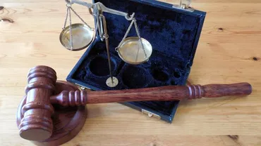 În Irlanda s-a înregistrat primul dosar pentru încălcarea restricțiilor de circulație în timpul pandemiei. Este al unui român