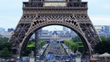 CORONAVIRUS | Franța relaxează măsurile impuse de starea de urgență. Magazinele vor fi redeschise, nu și restaurantele / Reluarea cursurilor, pe bază de voluntariat