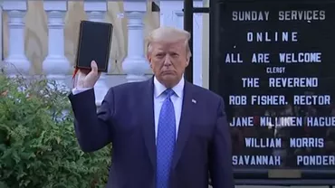 Proteste în SUA | Donald Trump, criticat dur de liderii cultelor, după ce și-a făcut PR cu Biblia în mână: „Dumnezeu nu e jucărie!” (VIDEO)