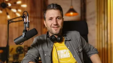 Totul despre Andi Moisescu, juratul de la “Românii au talent”: De câţi ani lucrează în Pro TV şi ce pasiuni secrete are