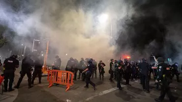 Proteste antirasism în SUA: Folosirea gazelor lacrimogene a fost interzisă în Seattle și Denver. Specialiștii avertizează că acestea pot contribui la răspândirea accelerată a coronavirusului