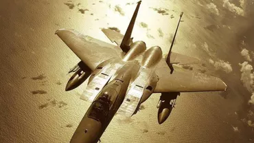 O aeronavă de vânătoare F-15 a Armatei SUA s-a prăbușit în Marea Nordului, iar pilotul e de negăsit. Amplă operațiune în desfășurare