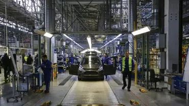 Fabrica Ford Craiova nu mai prelungeşte contractele pentru o parte dintre muncitorii angajați pe o perioadă determinată