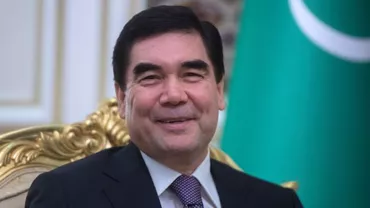 Turkmenistan, țara care a interzis cuvântul „coronavirus”, le cere oamenilor să poarte măști ca să se protejeze de „praf”