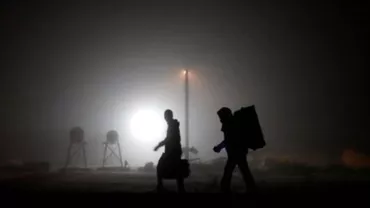 Trei cetățeni africani, arestați în timp ce încercau să tranziteze România ilegal. Aceștia urmau să fie preluați de doi suceveni (VIDEO)