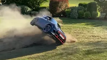 VIDEO: Mini John Cooper Works GP răsturnat imediat după livrare