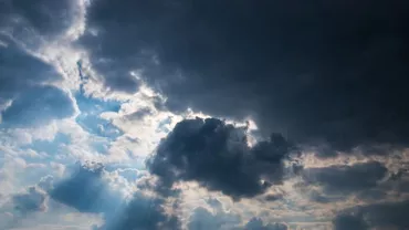 Prognoza meteo, azi, 25 iulie 2020. România sub cod galben de instabilitate atmosferică. Iată cele mai afectate zone din țară