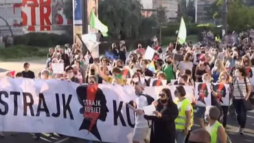 Polonia se retrage din Convenția de la Istanbul privind combaterea violenţei împotriva femeilor. Decizia a declanșat un val de proteste (VIDEO)